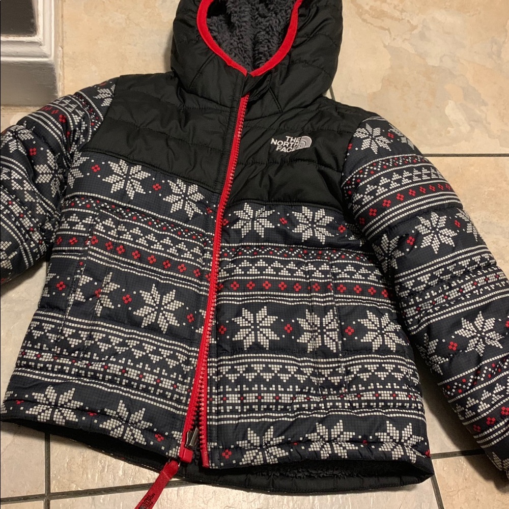 North face reversible jacket size 3t